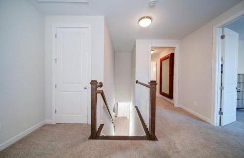 Luxury 4BR Escape - Premium Modern Comfort - Foto 43