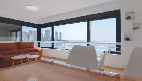 Luminoso Apartamento en Primera Línea de Playa - Photo 2