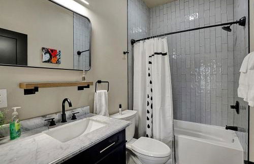 Walk to Bars and Restaurants in Fountain Square - Foto 48