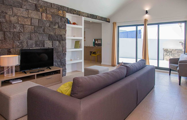 Mosteiros Beach House - Photo 23