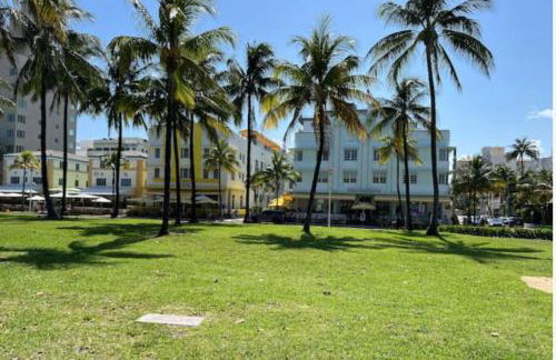 The Carlyle Oceanfront Luxe Condo Miami Beach - Foto 29