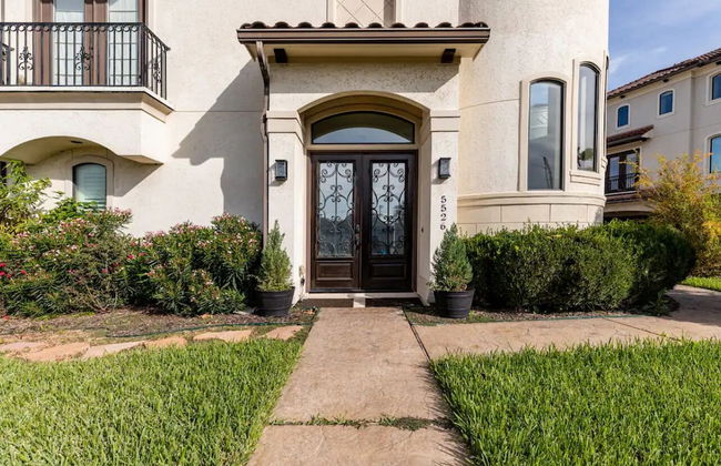 BIZI near Galleria Mall - Foto 44