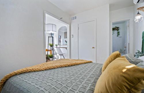 1BR Near UofA, Work Desk, Gem Show Friendly - Foto 14