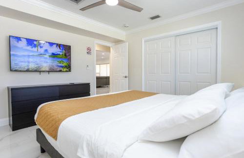 Amazing 5BR Villa Heated Pool near Hard Rock - Foto 16