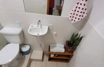 Suite climatizada, ao lado da praca principal - Foto 15