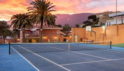 One & Only Sports and Relax Villa by Eden Rentals - Foto 5