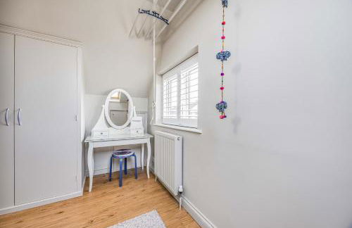 Gorgeous Bosham Family Home w Garden - Pass the Keys - Foto 24