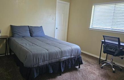 Cozy Four Bedroom Residence in Converse - Foto 15