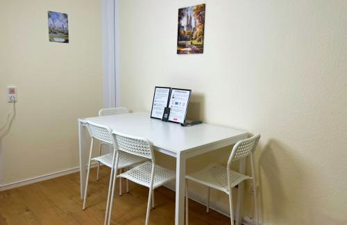 NA-HH-Airportment - Ideal für Gruppen & Familien mit Spielzimmer - free WLAN - Foto 9