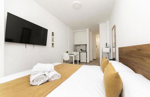 Classy VIII - Ferga Suites - Photo 19