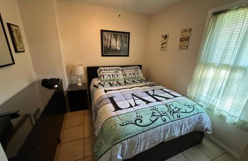 Larkin's Corner Salt Springs Resort Cottage 10 - Foto 4