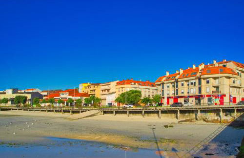 Lujo y vistas panorámicas en primera línea de mar - Foto 21