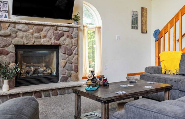 The Nest at Brier Crest by Avantstay Game Room, Expansive Deck & Fire Pit - Photo 25