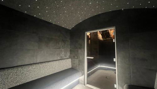 Gite Roche Des Ducs avec Piscine toute l'année, Spa, Sauna, Hammam - Foto 3