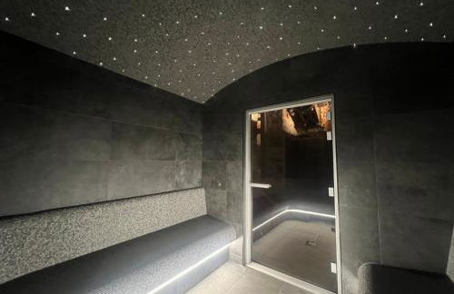 Gite Roche Des Ducs avec Piscine toute l'année, Spa, Sauna, Hammam - Foto 3