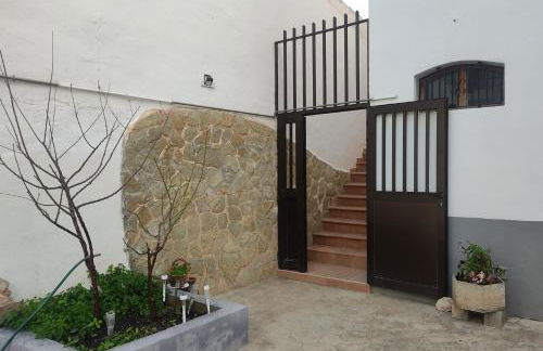 Ana House - Photo 31