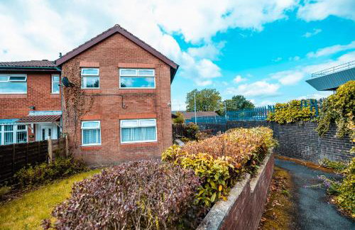 Family & Group Stay in Manchester - Free Parking - Foto 49