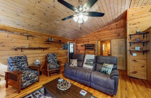 Misty Mountain Retreat - Photo 2