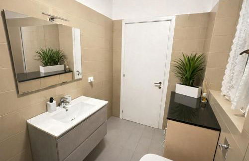 La Francigena - monolocale a due passi dal Castello - Photo 20