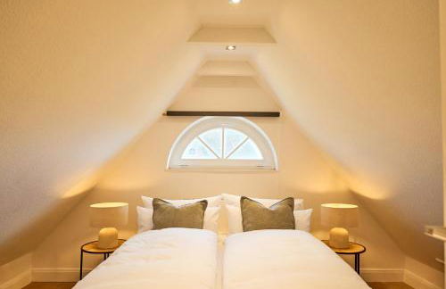 Reethüs Keitum mit Kamin und Südgarten in direkter Wattnähe - Foto 47