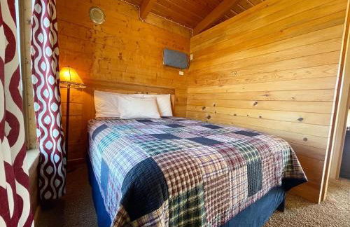 The Park Cabin at Mount Carmel Motel and RV Park - Foto 18