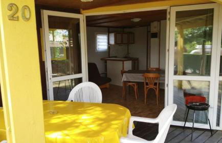 Grand chalet en bois climatisé avec vue sur le lac - Photo 8