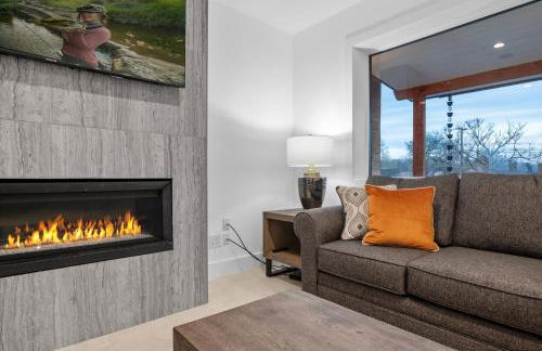 Guadalupe Bluff Modern House - Foto 15