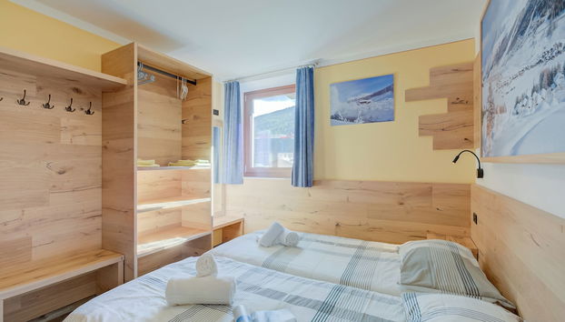 Italia 1 Ski in- Ski out 50m - Foto 5, Habitación