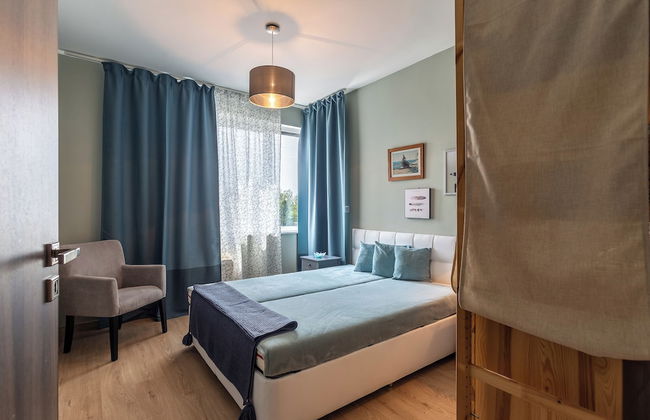 Lake Side Luxury – Steps to the Lake Lela - Foto 7