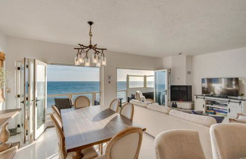 Beachfront Malibu House with Sauna and Ocean-View Deck - Foto 23