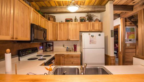 Deer Dance Log Cabin - Photo 3