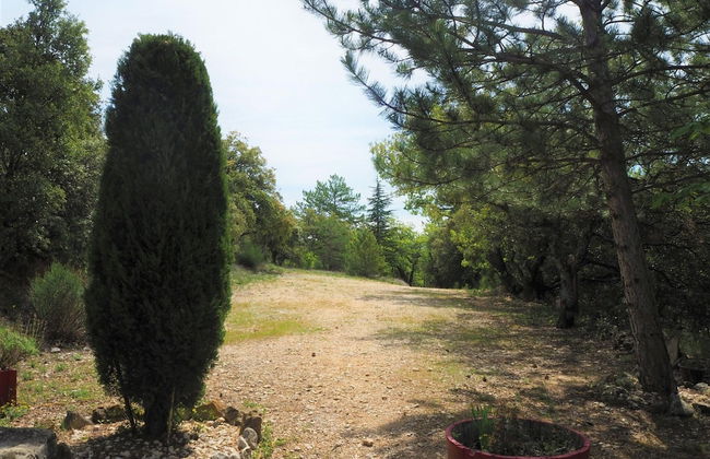 Chalet by Mont Ventoux With Stunning Views - Photo 18