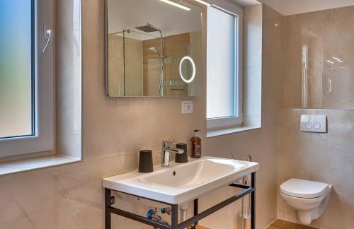 Villa Esarjo with Heated Pool and Sea View - Foto 54