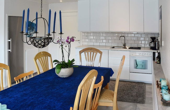 10 Person Holiday Home in Brattvag - Foto 10