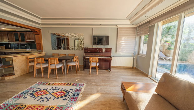 Villa Şükran Daily Weekly Rentals İçmeler - Foto 2, Camera