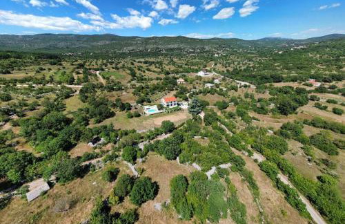 Villa Bacio with heated pool, starlink internet - Foto 39