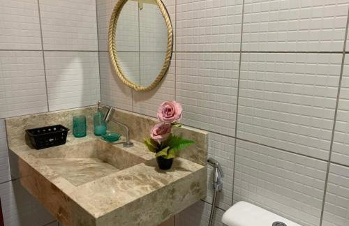 Apartamento com vista para o mar, piscina , deck , playground e estacionamento . - Foto 13