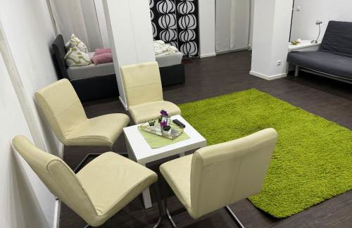 Luxuriöse Wohnung mit eigenem Garten - Foto 13