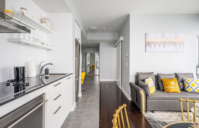 Maple Leaf Square - Photo 50