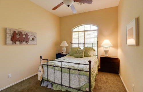 Private Pool and Resort Perks Phoenix Golf Getaway - Foto 22