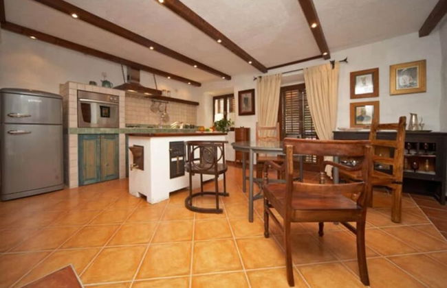 House Rilovic - Two Bedroom House With Swimming Pool and Jacuzzi - Foto 7