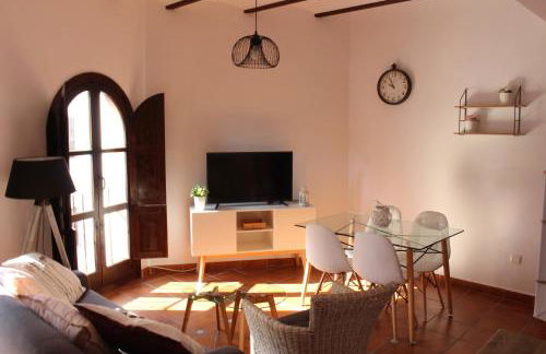 El Capricho de San Fernando, Consigna gratis y Parking a 200mts - Foto 2