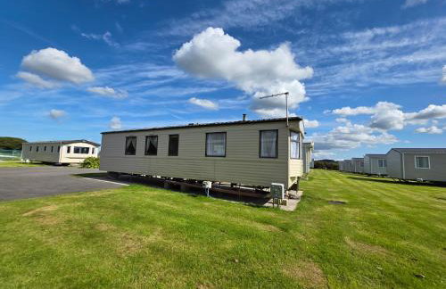 Ocean Breeze - Photo 18