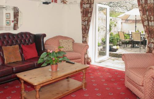 Churchview House - Photo 3