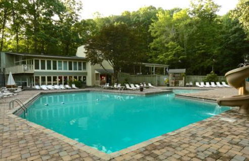 The Overlook - '21 Cabin - Gorgeous Unobstructed Views - Fire Pit Table - GameRm - HotTub - Xbox - Lots of Bears - Foto 68