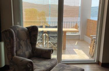 Sea View Serenity 3BR Home near Beach & Town - Foto 27