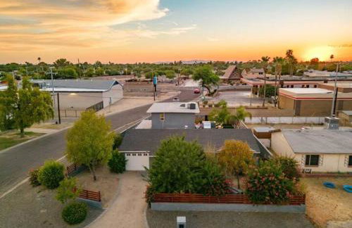 5BR with Pool & Backyard ParadiseSleeps 10 Guests - Foto 40