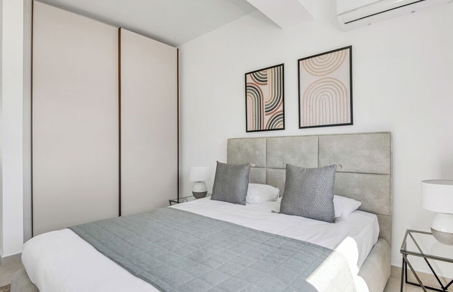 Sanders River Plaza Nice 3 Bedroom Apt w Terrace - Foto 11