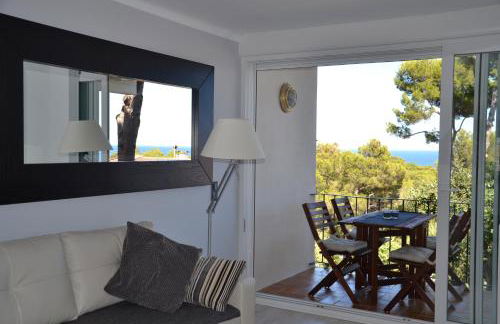 Apartamento recien reformado a 300 metros del mar - Foto 1