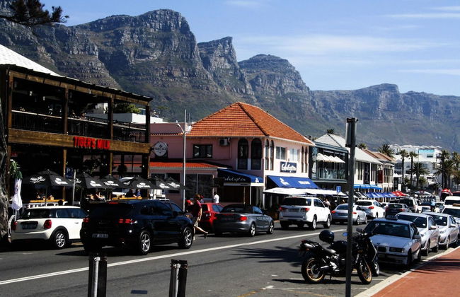 Stylish 2 Bedroom Apartment in Camps Bay Asilvertide - Foto 17